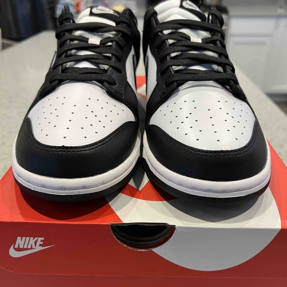 Nike Dunk Low Retro Black/White aka Panda 10.5 NWT - Picture 7 of 8